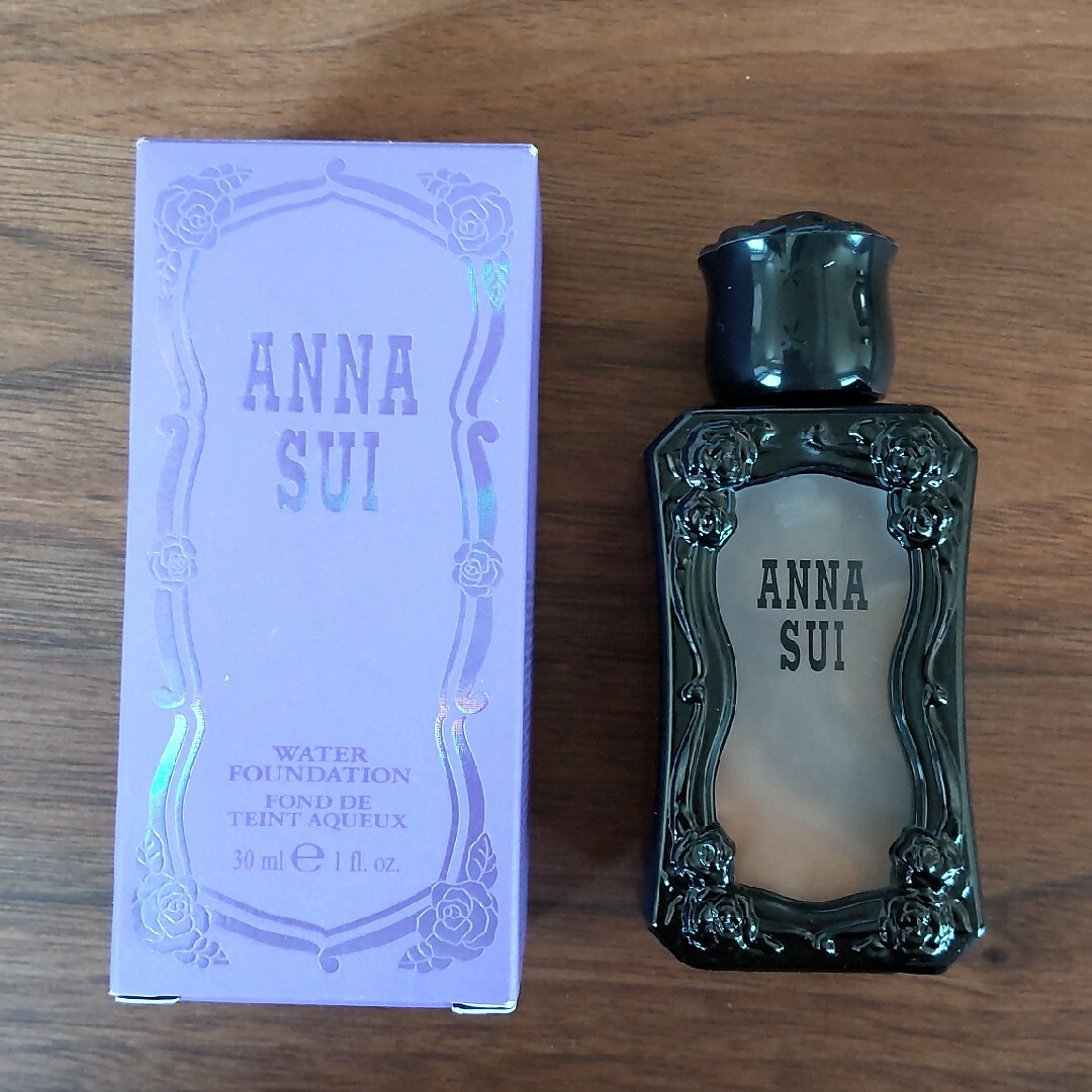 ANNA SUI(アナスイ)の（新品）ANNA SUI アナスイ　ウォーター　ファンデーション 10 コスメ/美容のベースメイク/化粧品(ファンデーション)の商品写真