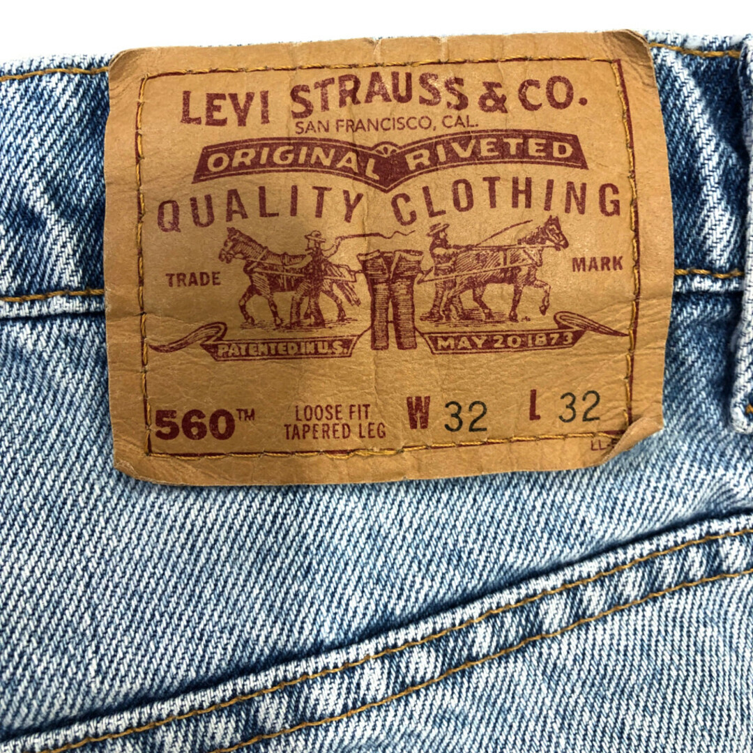 Levi's(リーバイス)の90年代 USA製 Levi's リーバイス 560 テーパード デニムパンツ ライトブルー (メンズ W32 L32) 中古 古着 Q7157 メンズのパンツ(デニム/ジーンズ)の商品写真