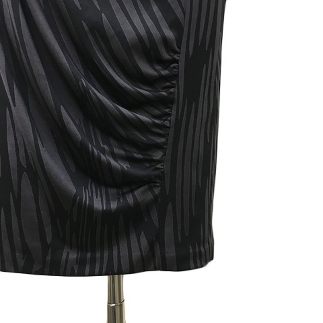 COUP DE CHANCE(クードシャンス)のクードシャンス CdeC スカート タイト ひざ丈 総柄 36 グレー 黒 レディースのスカート(ひざ丈スカート)の商品写真