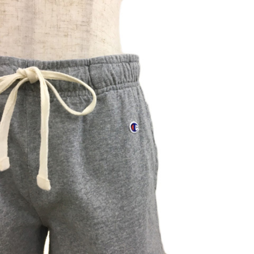 Champion(チャンピオン)のチャンピオン パンツ ショート スウェット 杢 ロゴ ワッペン M グレー レディースのパンツ(ショートパンツ)の商品写真