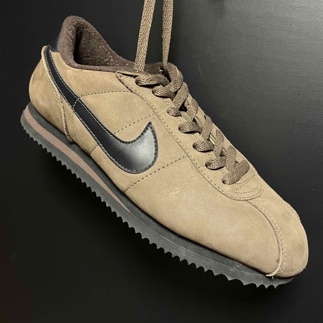 NIKE - 95年製 NIKE LEATHER CORTEZ Foot Locker 別注の通販 by NIKE - 95年製 NIKE LEATHER CORTEZ Foot Locker 別注の通販 by