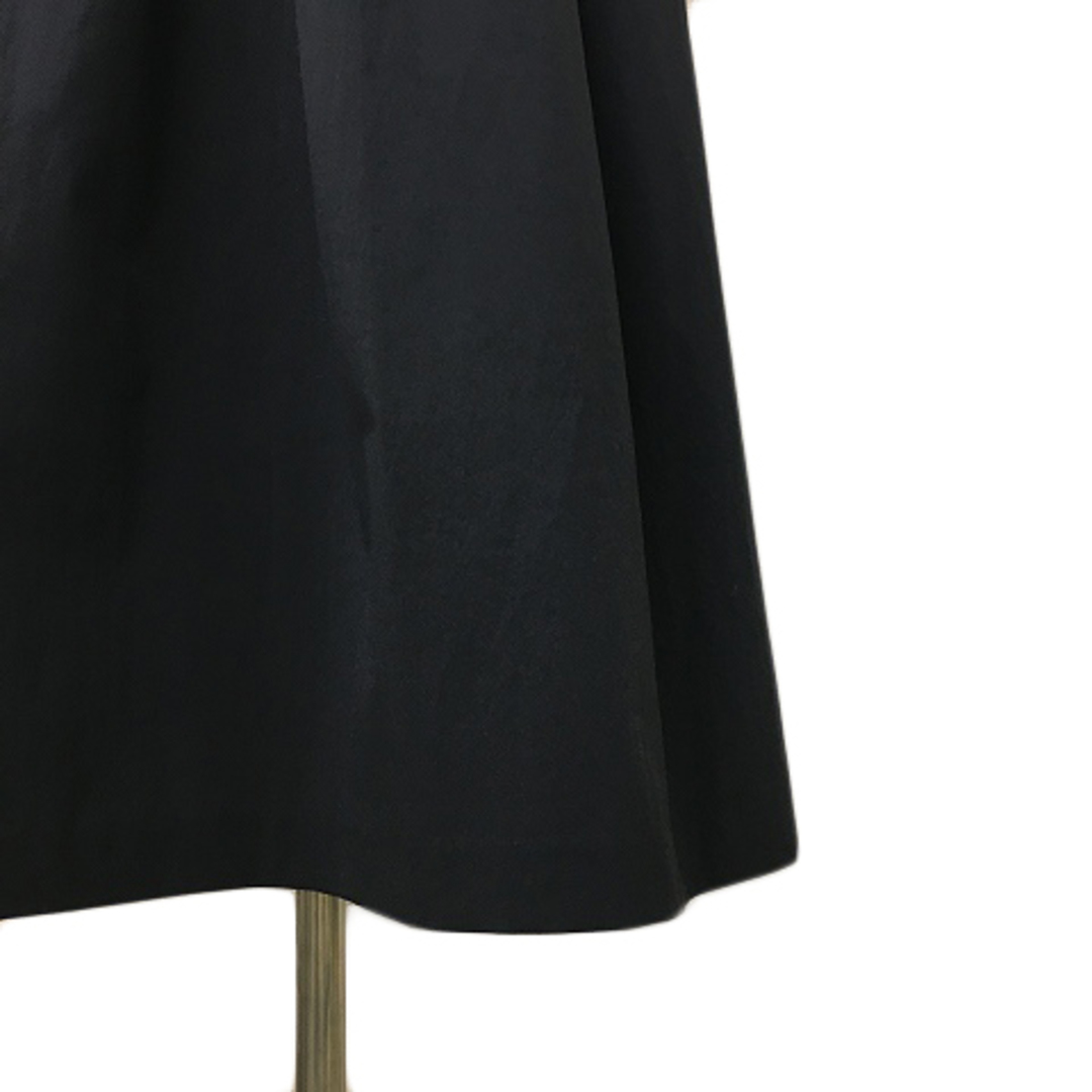 Spick & Span(スピックアンドスパン)のスピック&スパン スカート フレア ひざ下 ミモレ 無地 タック スリット 黒 レディースのスカート(ひざ丈スカート)の商品写真