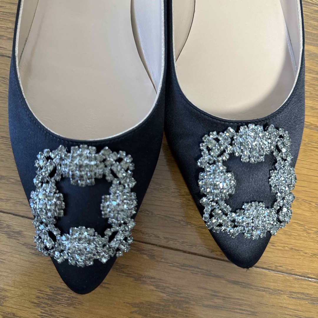 MANOLO BLAHNIK(マノロブラニク)のマノロブラニク　ハンギシ　フラット　38.5 レディースの靴/シューズ(バレエシューズ)の商品写真