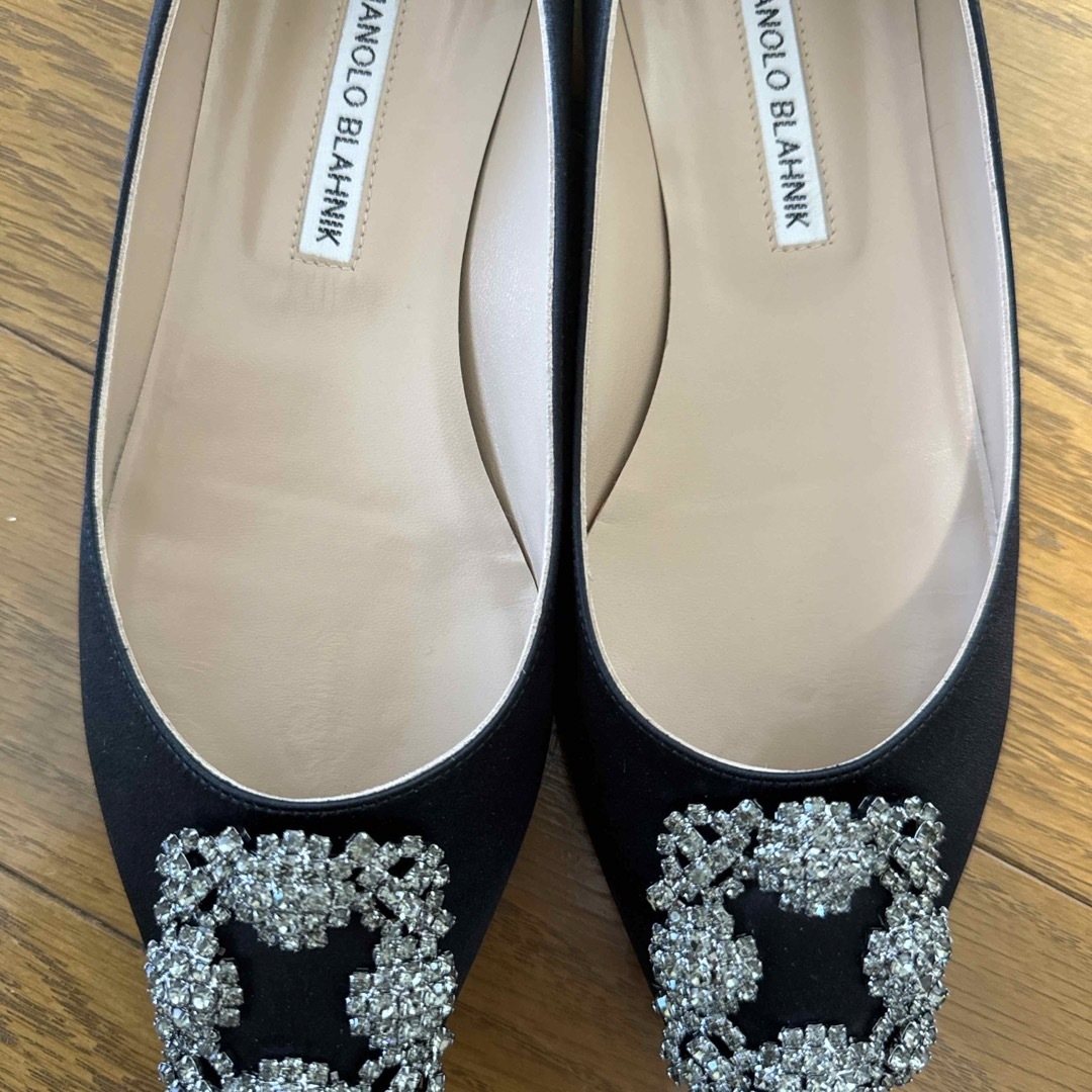 MANOLO BLAHNIK(マノロブラニク)のマノロブラニク　ハンギシ　フラット　38.5 レディースの靴/シューズ(バレエシューズ)の商品写真