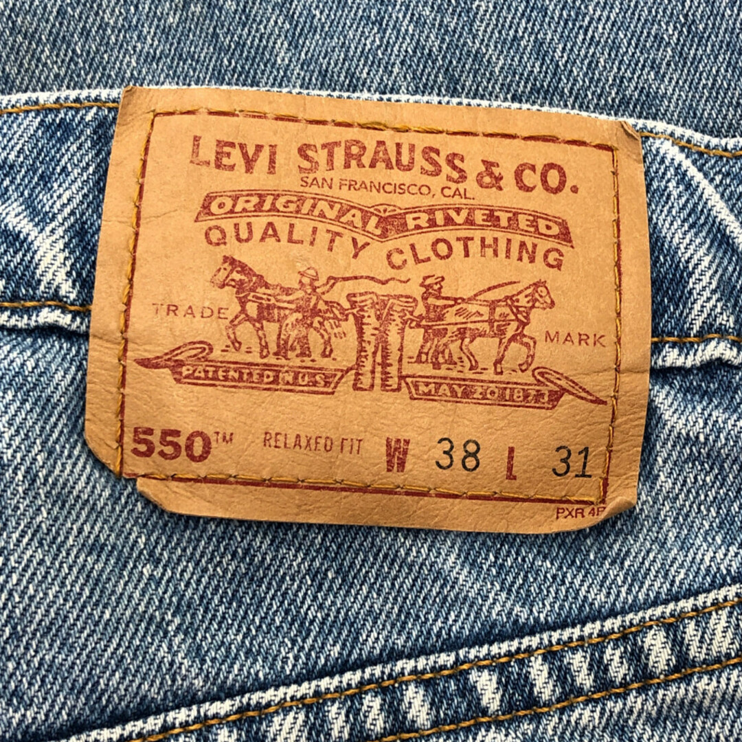 Levi's(リーバイス)の90年代 USA製 Levi's リーバイス 550 デニムパンツ 大きいサイズ ライトブルー (メンズ W38 L31) 中古 古着 Q7167 メンズのパンツ(デニム/ジーンズ)の商品写真