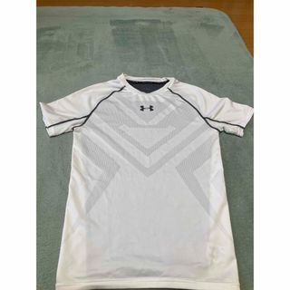 アンダーアーマー(UNDER ARMOUR)のアンダーアーマー  ヒートギア　コンプレショッンシャツ白③(Tシャツ/カットソー(半袖/袖なし))