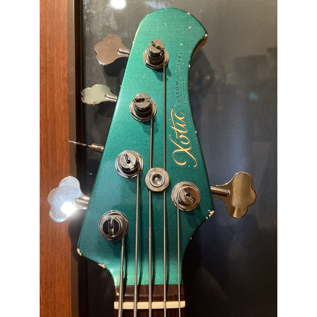 Xotic XJ-1T 5st Sherwood Green Metalic 楽器のベース(エレキベース)の商品写真