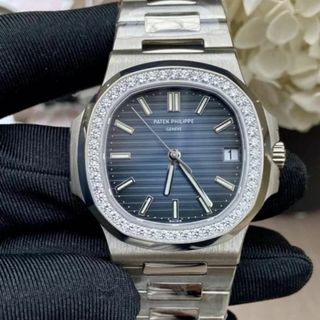 PATEK PHILIPPE - パテック・フィリップ ノーチラス 5713/1G-010