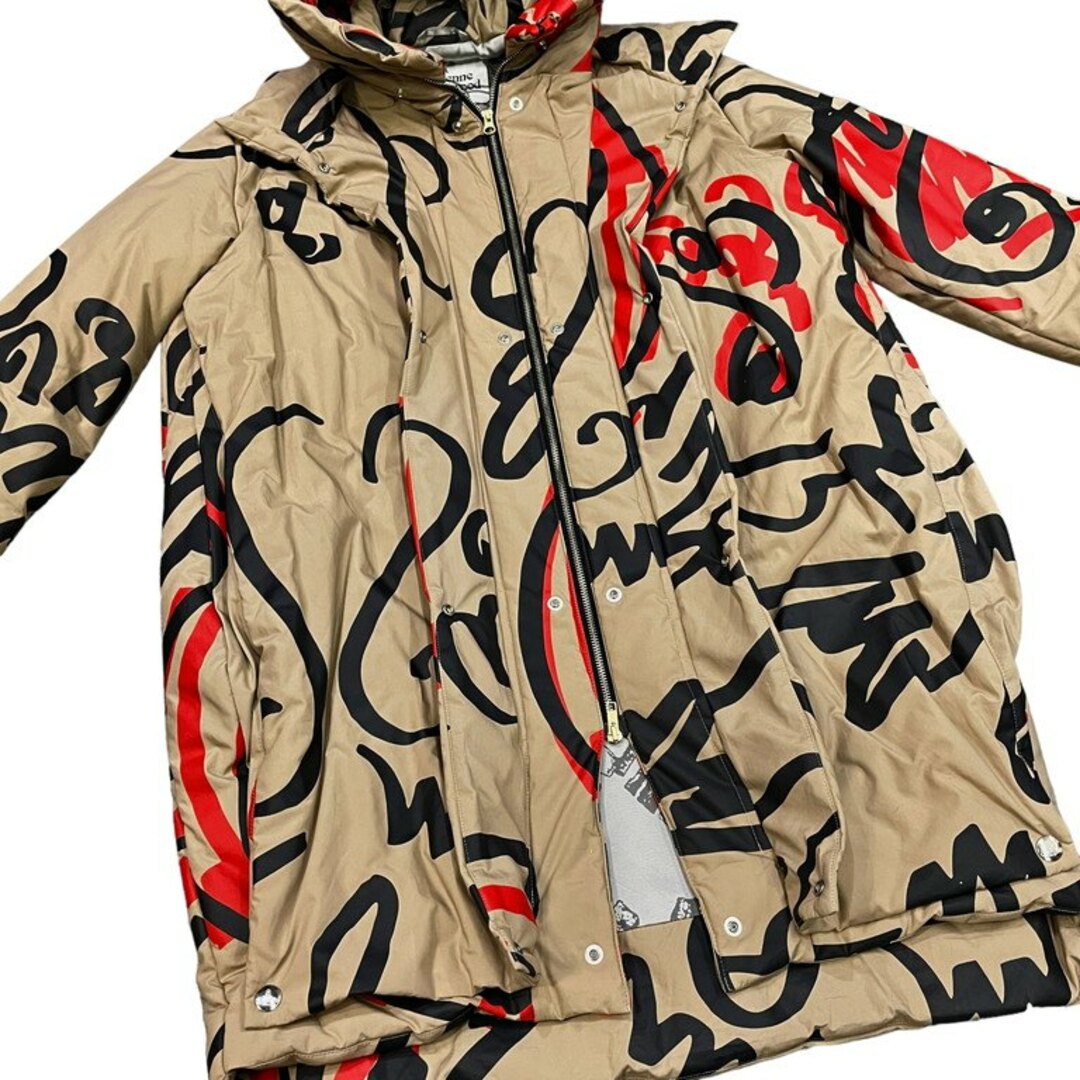 Vivienne Westwood(ヴィヴィアンウエストウッド)のVivienne Westwood MAN 18AW 総柄プリントフロントレイヤード中綿フーデッドロングコート ジャケット ブルゾン フード メンズのジャケット/アウター(ダウンジャケット)の商品写真