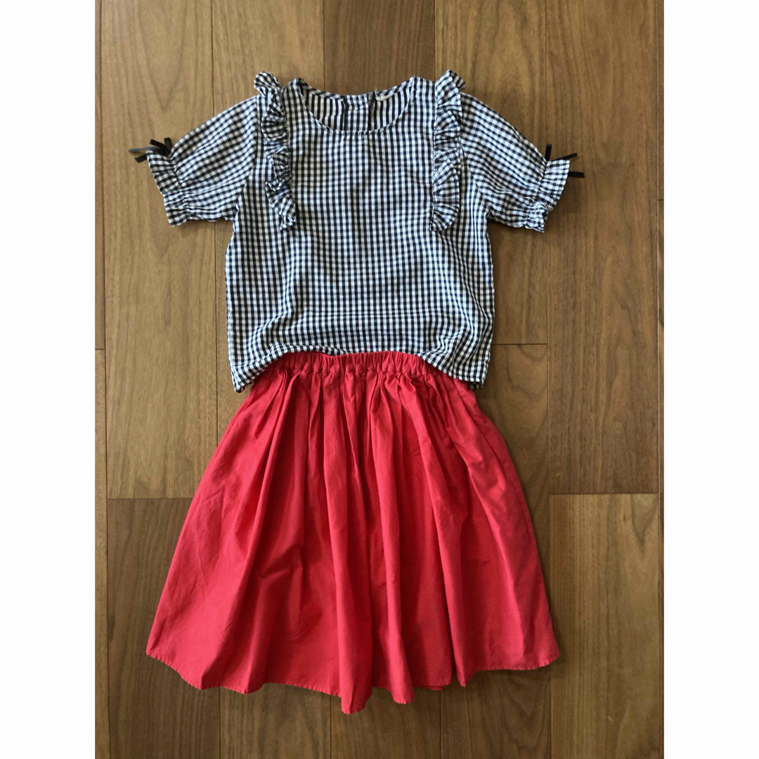 GLOBAL WORK(グローバルワーク)のGLOBAL WORK スカートBee ブラウス 120 上下セット キッズ/ベビー/マタニティのキッズ服女の子用(90cm~)(ブラウス)の商品写真