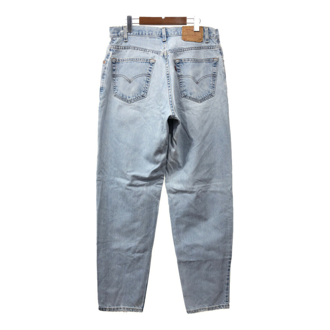 Levi's(リーバイス)のUSA製 Levi's リーバイス 560 テーパード デニムパンツ ライトブルー (メンズ W34 L34) 中古 古着 Q7174 メンズのパンツ(デニム/ジーンズ)の商品写真