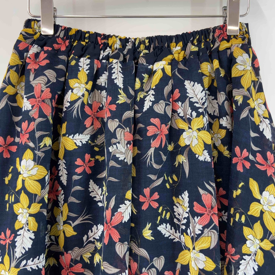 merlot(メルロー)のmerlot メルロー レディース 花柄 総柄 ウエストゴム 春夏 ロングスカート レディースのスカート(ロングスカート)の商品写真