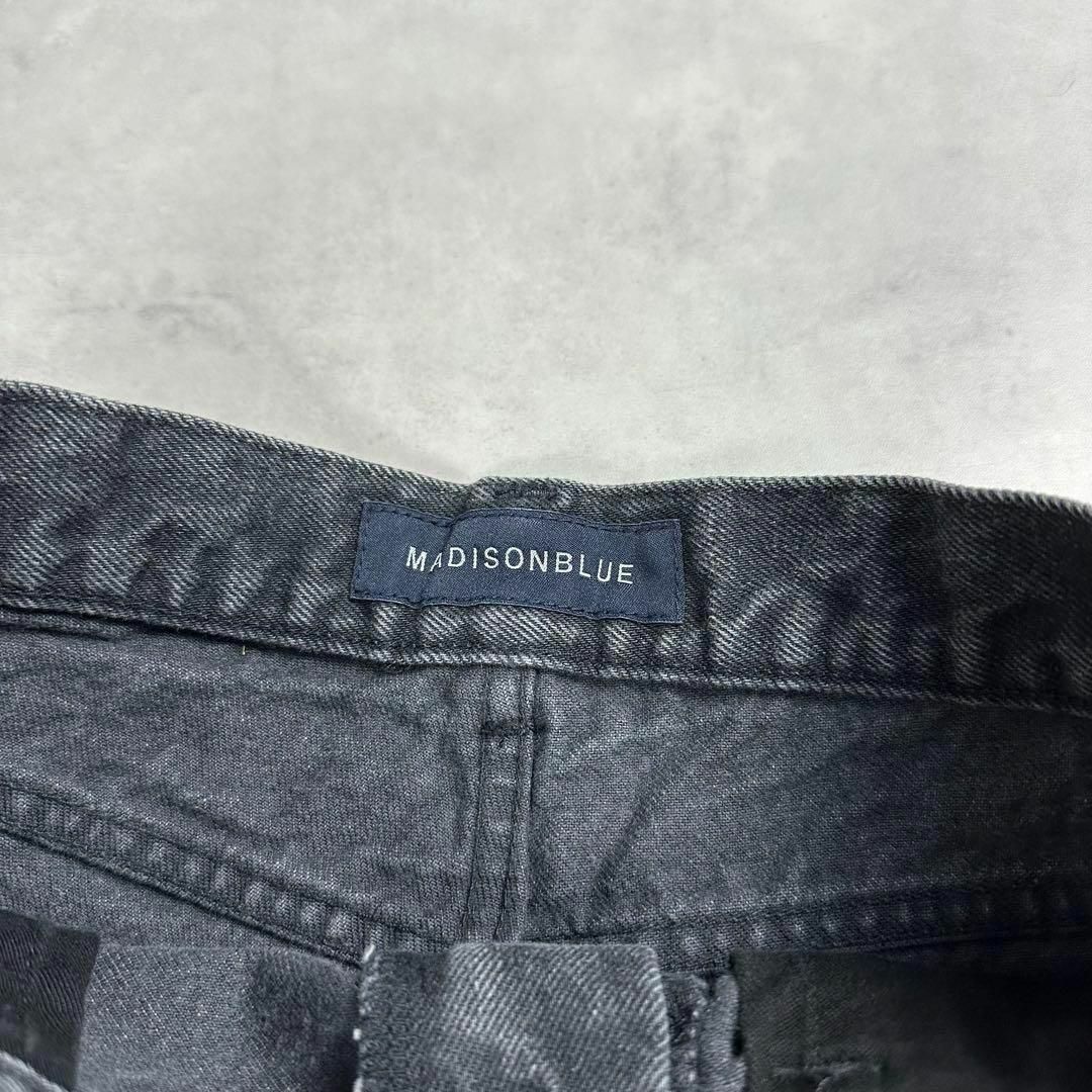 MADISONBLUE(マディソンブルー)の新品　MADISONBLUEマディソンブルー　CUTOFF SPT DENIM レディースのパンツ(ショートパンツ)の商品写真