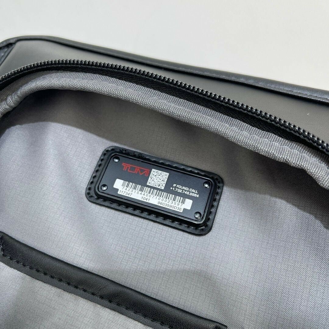 TUMI(トゥミ)のTUMI ALPHA 3スリム・エクスパンダブル・ブリーフ・パック レザー メンズのバッグ(バッグパック/リュック)の商品写真