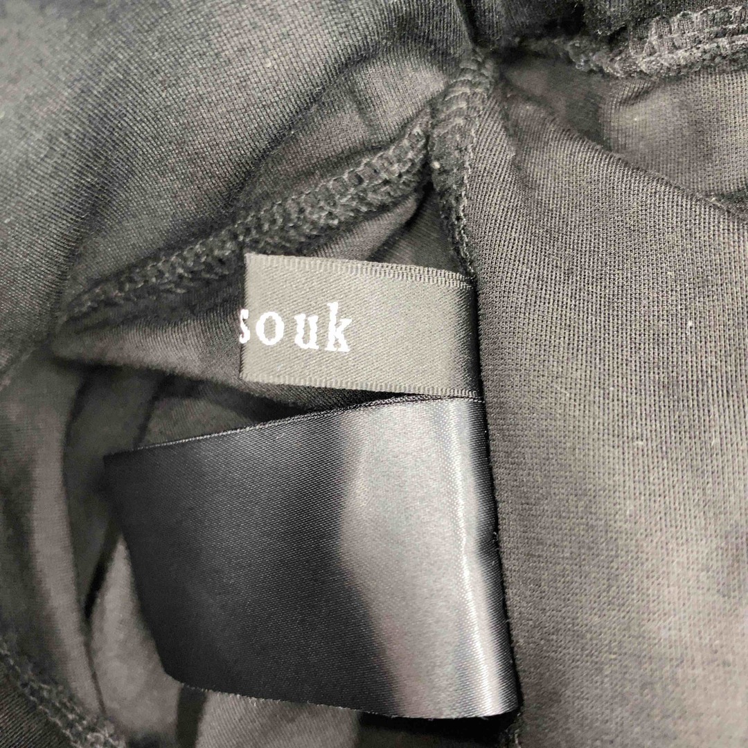Le souk(ルスーク)のLE SOUK ルスーク レディース カジュアルパンツ ブラック ドローストリング タックパンツ レディースのパンツ(カジュアルパンツ)の商品写真