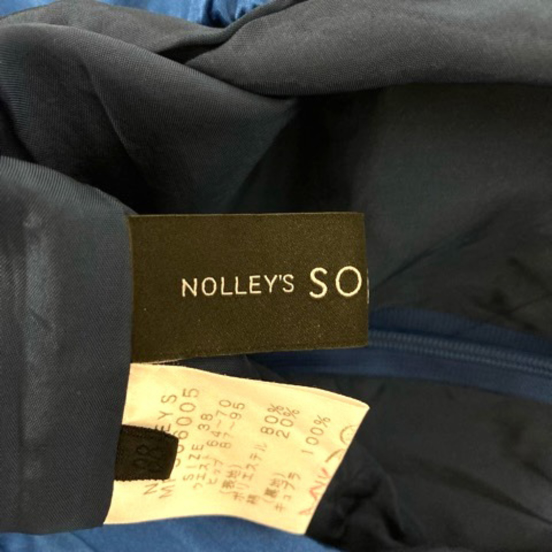 NOLLEY'S(ノーリーズ)のノーリーズ スカート フレア Aライン タック 光沢 無地 ひざ丈 38 ブルー レディースのスカート(その他)の商品写真