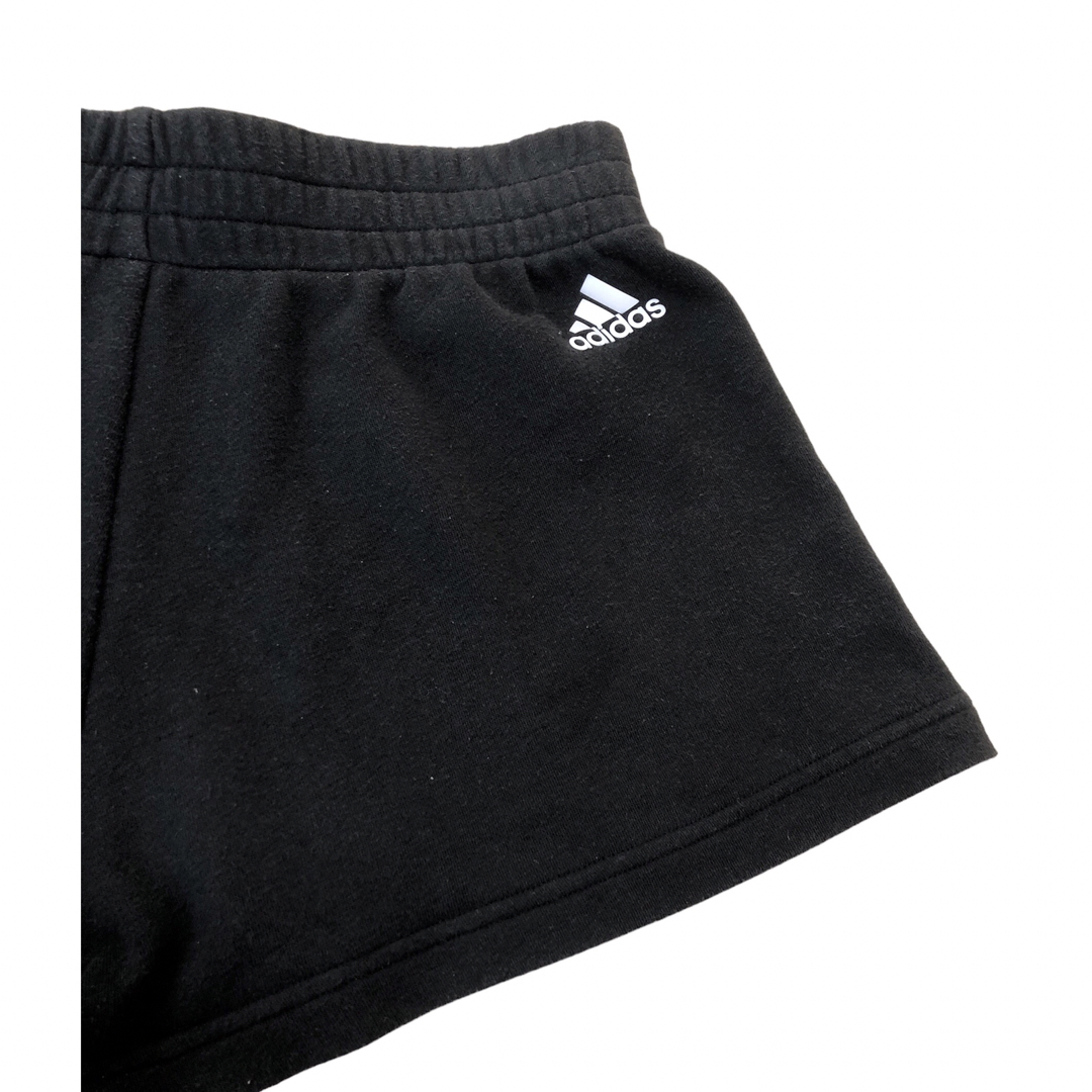 adidas(アディダス)のadidas アディダス　ショートパンツ　160 女の子　女児　BLACK 黒 キッズ/ベビー/マタニティのキッズ服女の子用(90cm~)(パンツ/スパッツ)の商品写真