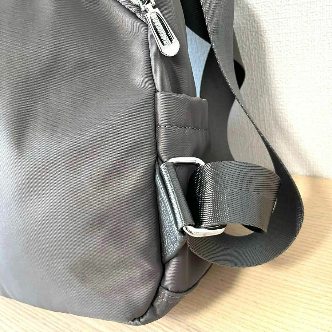 FIRANO(フィラノ)のFIRANO 撥水 軽量 多機能 リュック グレー レディースのバッグ(リュック/バックパック)の商品写真