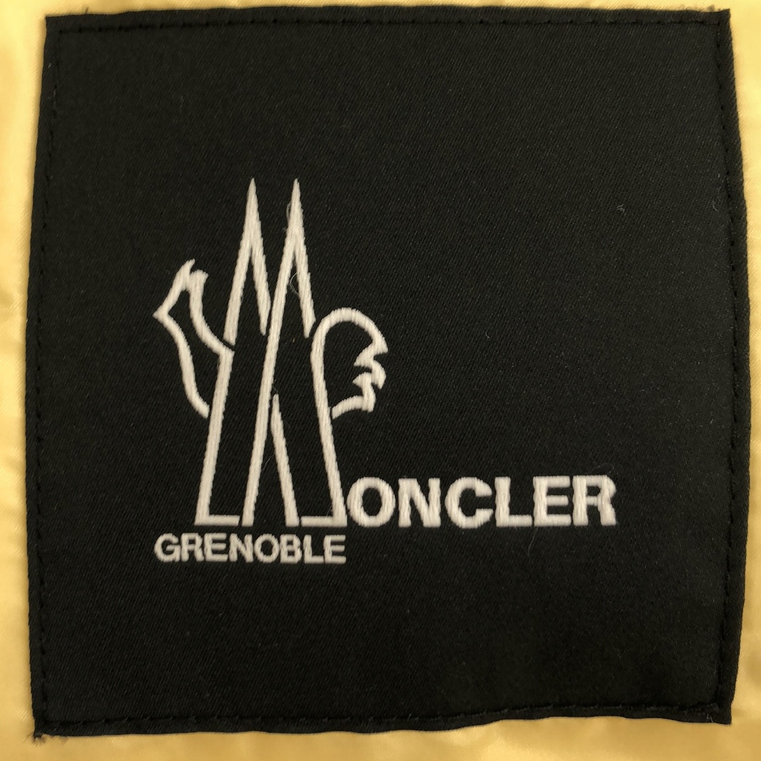 MONCLER(モンクレール)のモンクレール ダウンベスト ダウンベスト レディースのジャケット/アウター(ダウンベスト)の商品写真