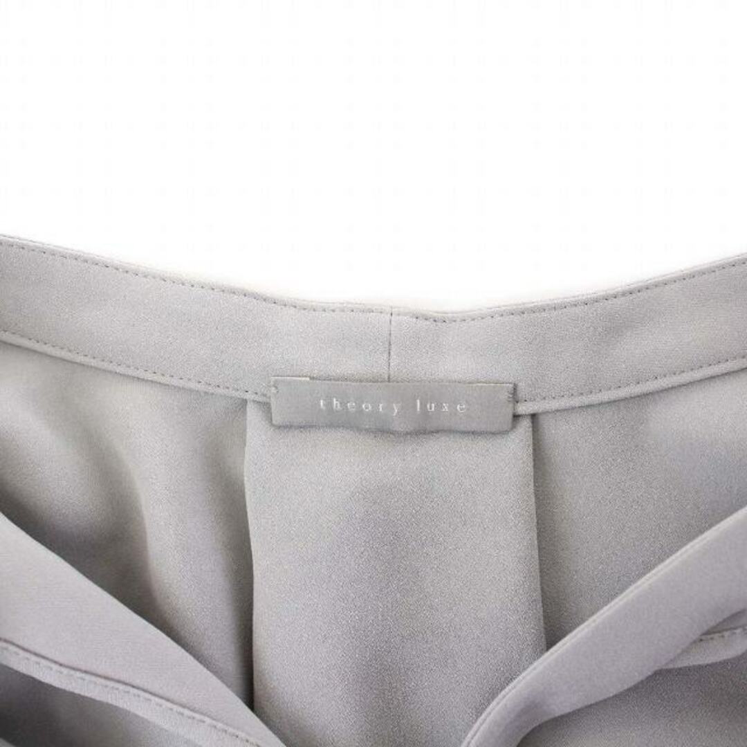 Theory luxe(セオリーリュクス)のセオリーリュクス ブラウス シャツ プルオーバー リボン 38 M グレー レディースのトップス(シャツ/ブラウス(半袖/袖なし))の商品写真