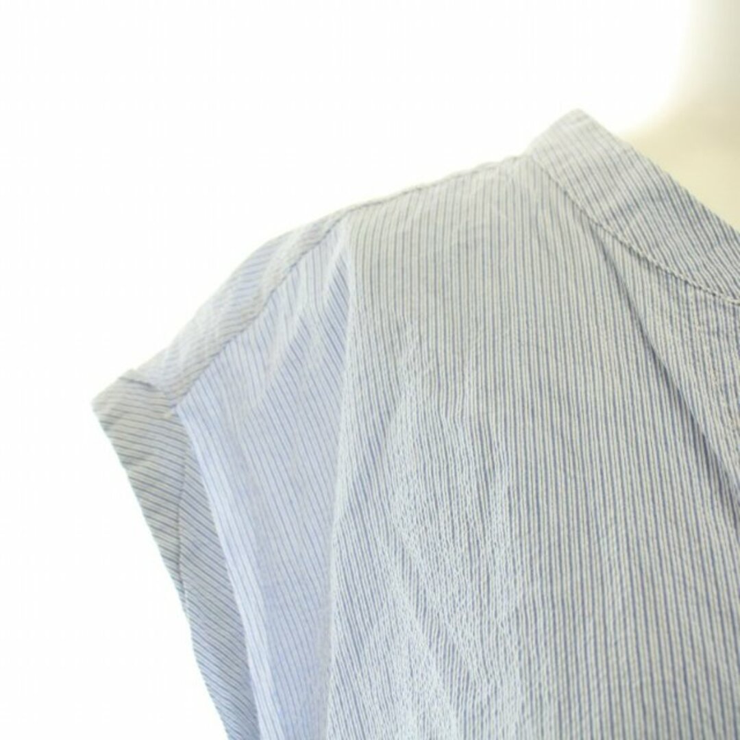 Adam et Rope'(アダムエロぺ)のアダムエロペ バックツイストノースリーブシャツ ブラウス ストライプ柄 F 青 レディースのトップス(シャツ/ブラウス(半袖/袖なし))の商品写真
