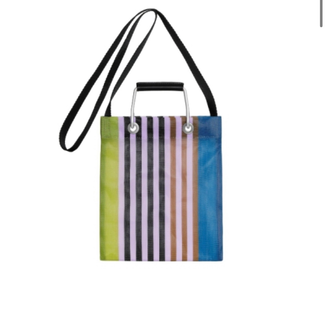 Marni(マルニ)の新品　MARNI マルニ　ミニショルダーバッグ　パープル　ミレーグリーン　人気 レディースのバッグ(ショルダーバッグ)の商品写真