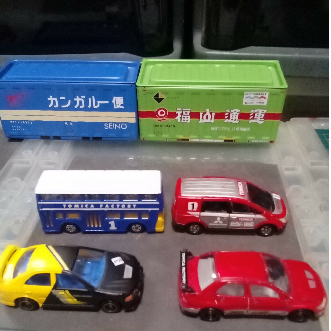 Takara Tomy(タカラトミー)のトミカ博 トミカ　組み立て工場 / イベントカー エンタメ/ホビーのおもちゃ/ぬいぐるみ(ミニカー)の商品写真