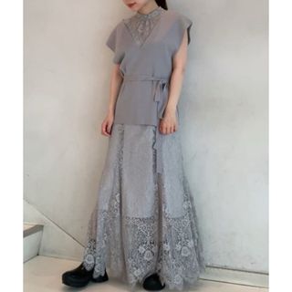 スナイデル(SNIDEL)の♡新品タグ付き♡ snidel ニットベストセットマーメイドレースワンピース(ロングワンピース/マキシワンピース)