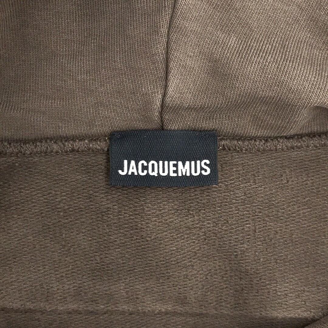 JACQUEMUS ジャックムス Le Sweatshirt Camargue ロゴスウェットパーカー  ブラウン M レディースのトップス(パーカー)の商品写真