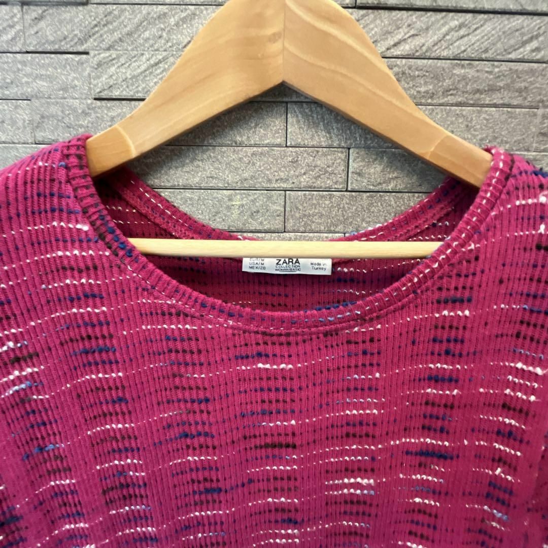 ZARA(ザラ)のザラ ZARA ジャガードTシャツ 半袖トップス カットソー　チェリーピンク　M レディースのトップス(カットソー(半袖/袖なし))の商品写真