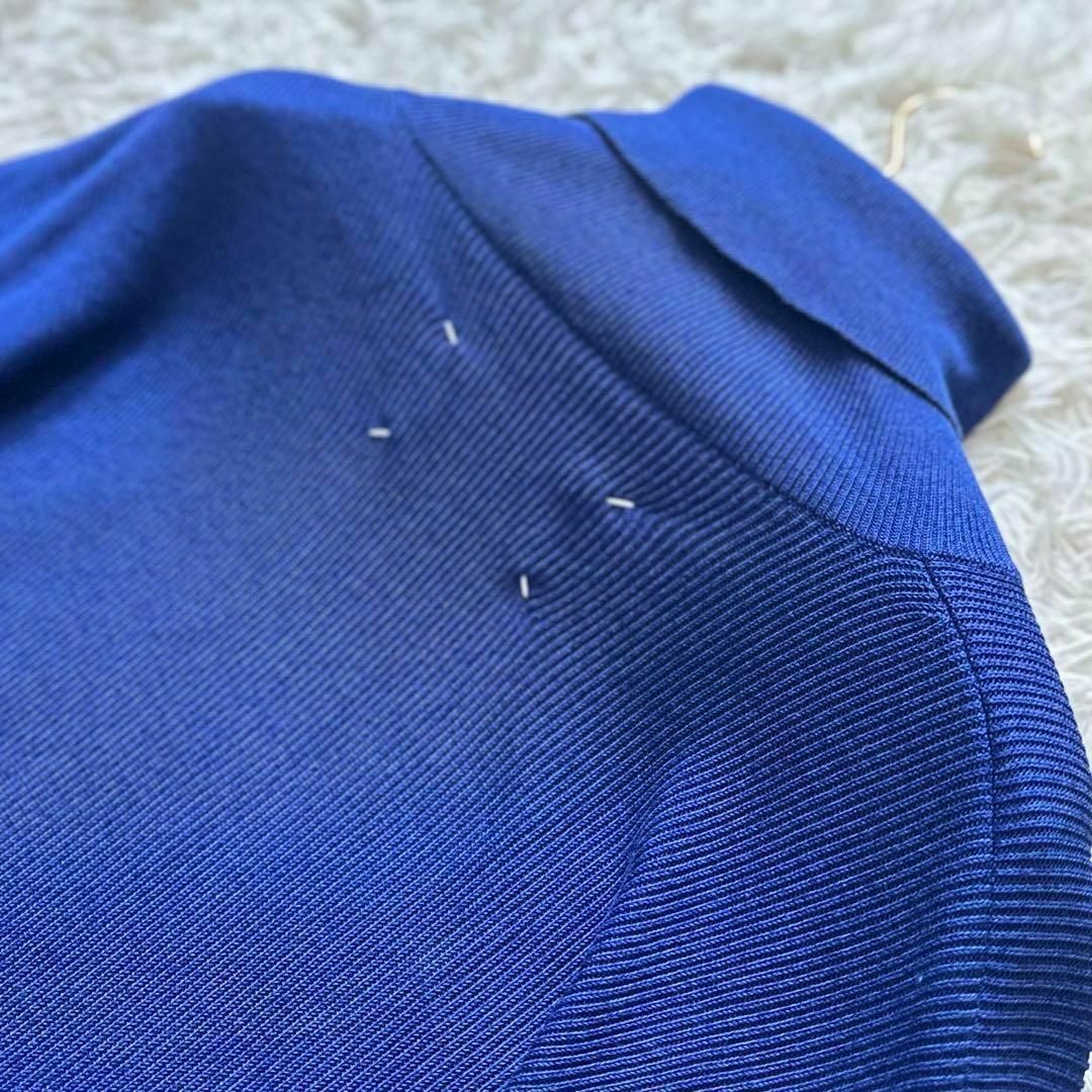 メゾンマルジェラ　エルボーパッチタートルネックニット　オーバーサイズ　青　XS レディースのトップス(ニット/セーター)の商品写真