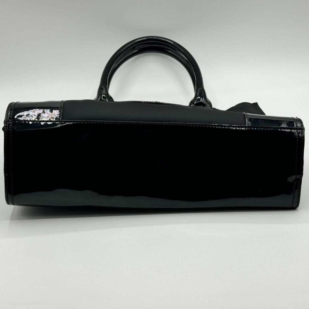 Tory Burch(トリーバーチ)のTORY BURCH トートバッグ 黒 ナイロン エナメル ハンドバッグ レディースのバッグ(ハンドバッグ)の商品写真