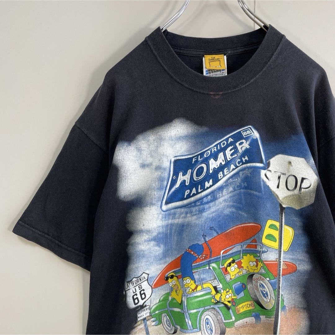 SIMPSON(シンプソン)の【コピーライト】シンプソンズ古着ビッグプリントTシャツ黒アメコミ90年代車M メンズのトップス(Tシャツ/カットソー(半袖/袖なし))の商品写真