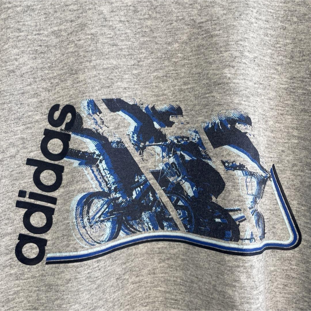 adidas(アディダス)の【ラグランTシャツ、ビックロゴ】adidasパフォーマンスロゴ古着90s半袖 メンズのトップス(Tシャツ/カットソー(半袖/袖なし))の商品写真