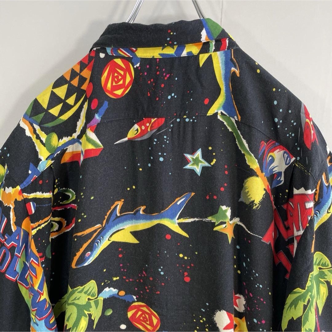 【希少アロハ、PLANET HOLLYWOOD】90s宇宙柄 開襟シャツ総柄黒 メンズのトップス(シャツ)の商品写真