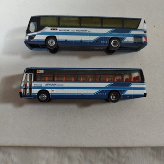 宮崎交通バス　フェニックス号　三菱ふそうエアロバス　2台(鉄道模型)