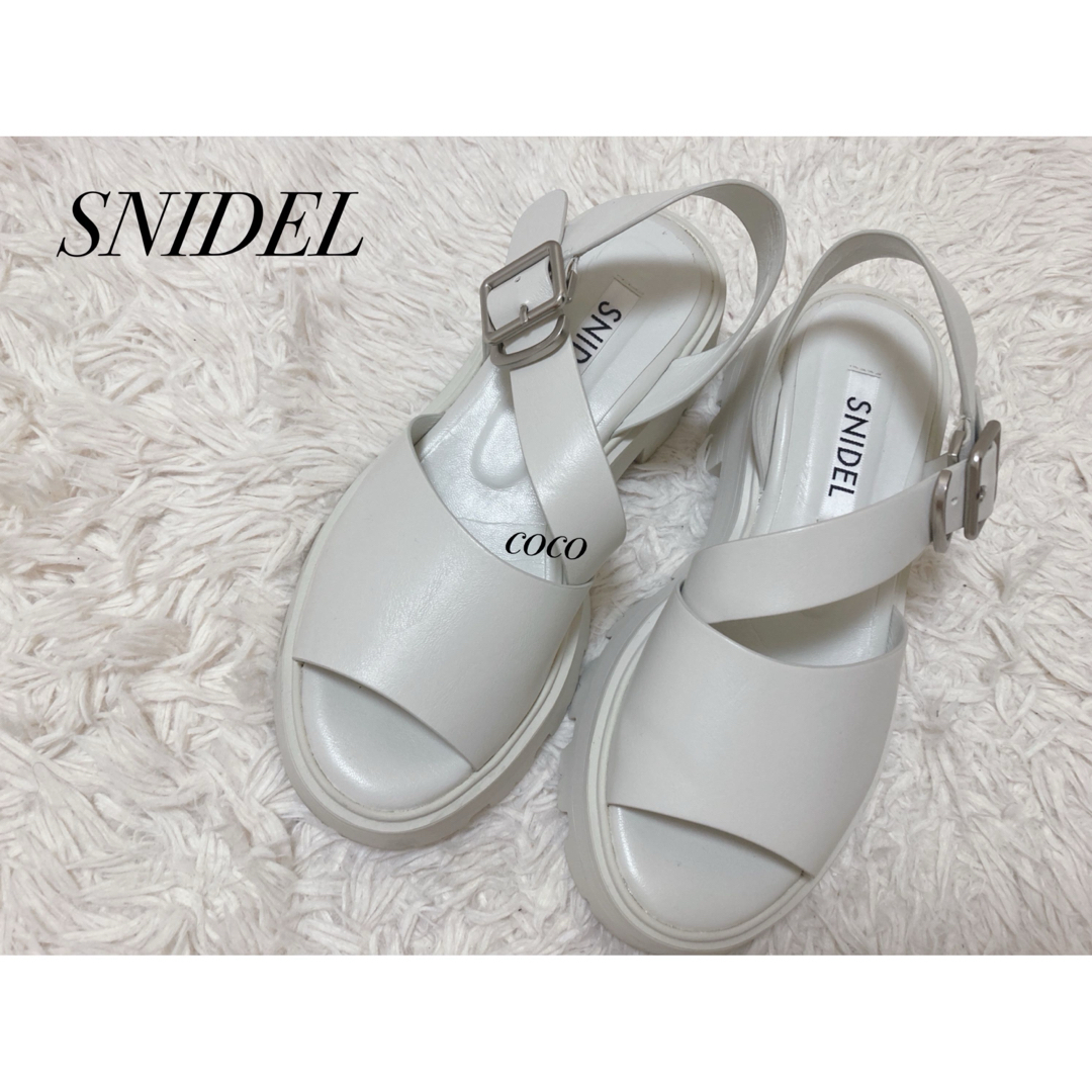 SNIDEL(スナイデル)のSNIDEL☆アンクルベルトサンダル レディースの靴/シューズ(サンダル)の商品写真