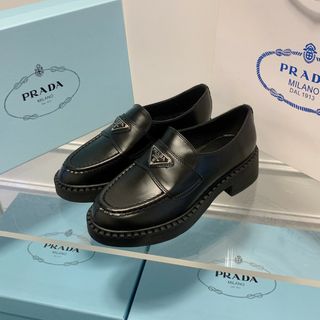 プラダ(PRADA)の大人気<プラダ>ローファー   11(ローファー/革靴)