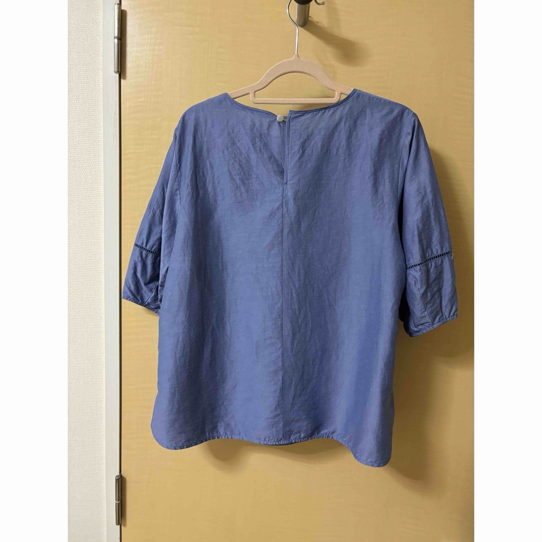 UNTITLED(アンタイトル)の美品♡UNTITLEDリネン混袖コンシャスブラウス・ブルー♡5号 レディースのトップス(シャツ/ブラウス(半袖/袖なし))の商品写真