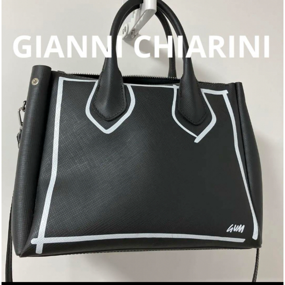 GIANNI CHIARINI(ジャンニキャリーニ)のGUM 2WAY トートPVC ジャンニキャリーニ　ハンドバッグ　ショルダー レディースのバッグ(ハンドバッグ)の商品写真