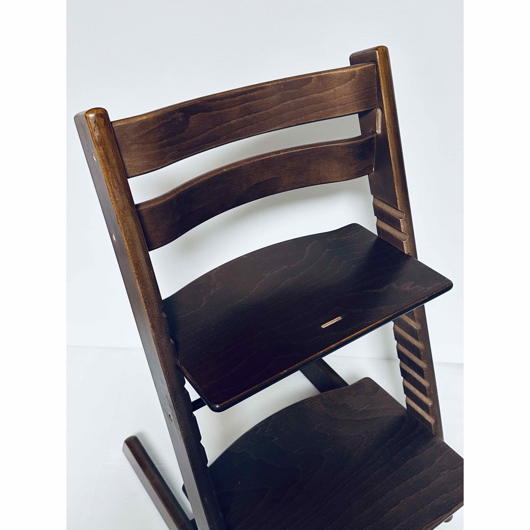 Stokke(ストッケ)の【美品・超人気色・迅速発送】（561）ストッケ トリップトラップ キッズ/ベビー/マタニティの寝具/家具(その他)の商品写真