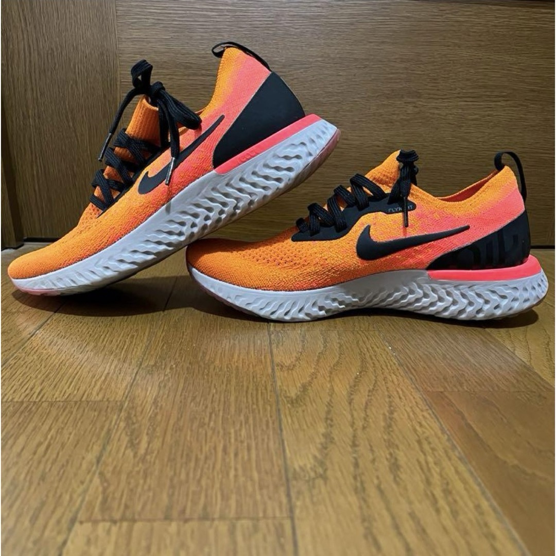 NIKE(ナイキ)の24.5cm ナイキ　エピック リアクト フライニット レディースの靴/シューズ(スニーカー)の商品写真