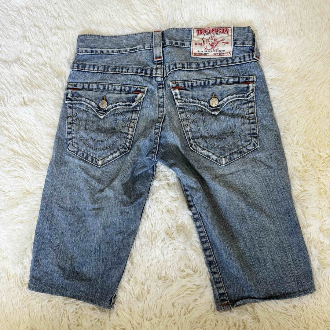 True Religion(トゥルーレリジョン)のTRUE RELIGION JOEY 30×33  ハーフパンツ メンズのパンツ(デニム/ジーンズ)の商品写真