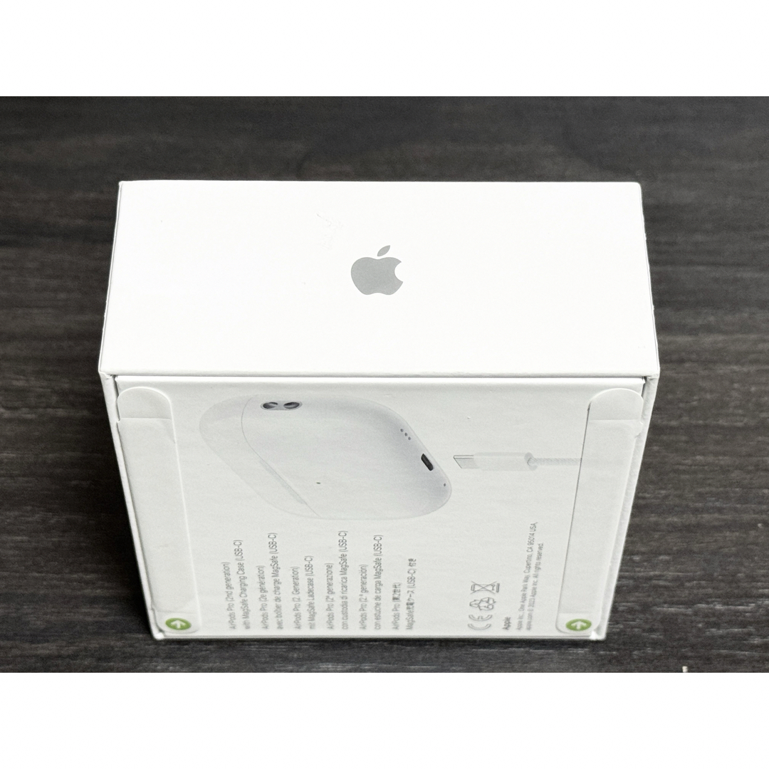 Apple(アップル)の新品 未開封  AirPods Pro 第2世代 USB-C MTJV3J/A メンズのメンズ その他(その他)の商品写真