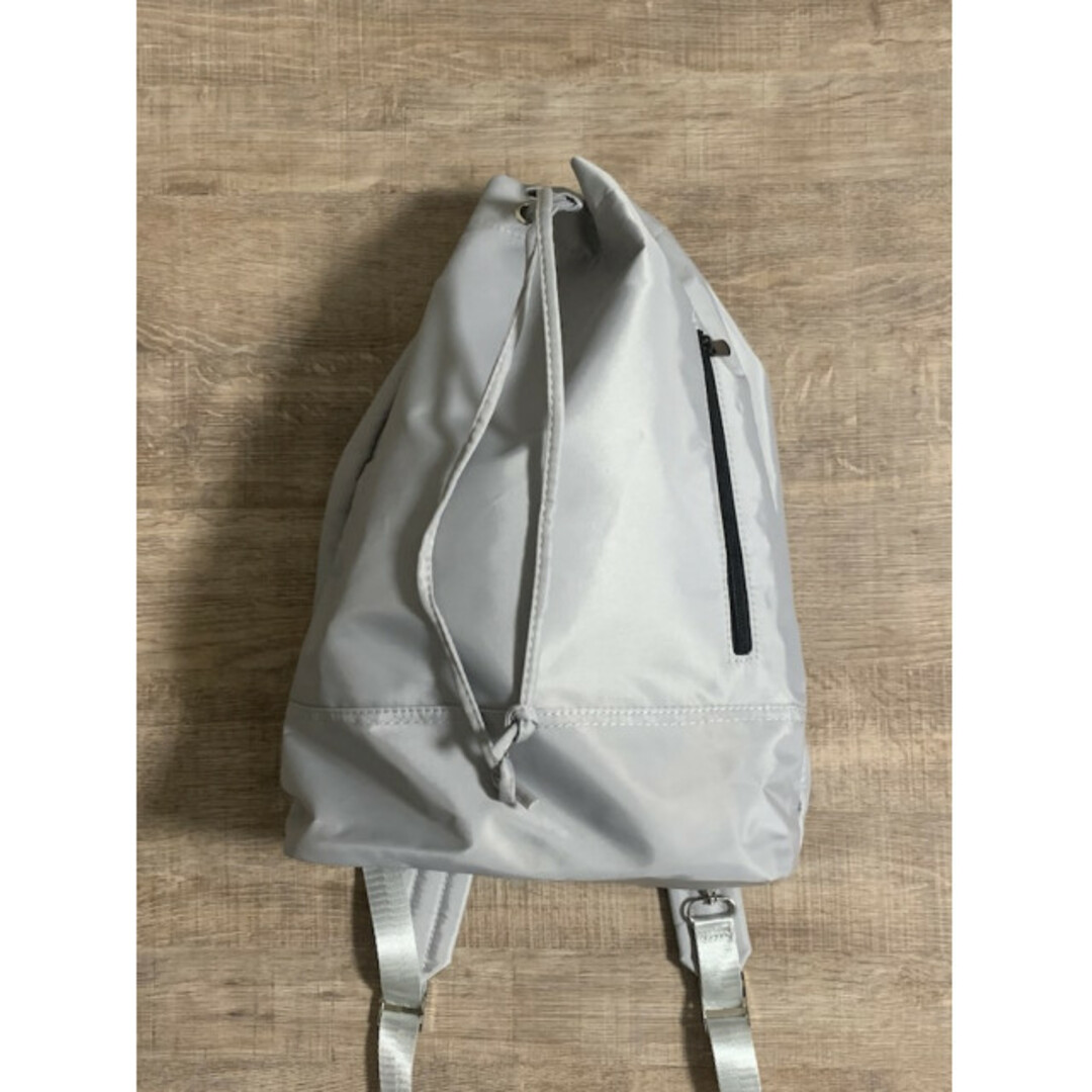 3way バックパック レディース メンズ シルバー ショルダーバッグ 斜めがけ レディースのバッグ(リュック/バックパック)の商品写真