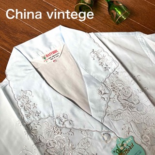 紙タグ付き  China vintege 豪華な刺繍のシルクブラウス(シャツ/ブラウス(半袖/袖なし))