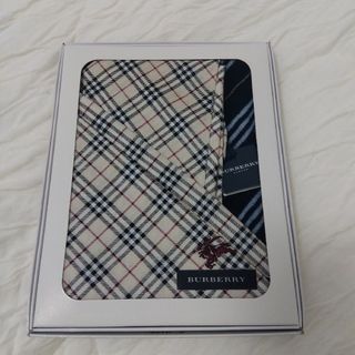 BURBERRY - 新品　バーバリー　ハンカチ　タオルハンカチ　セット