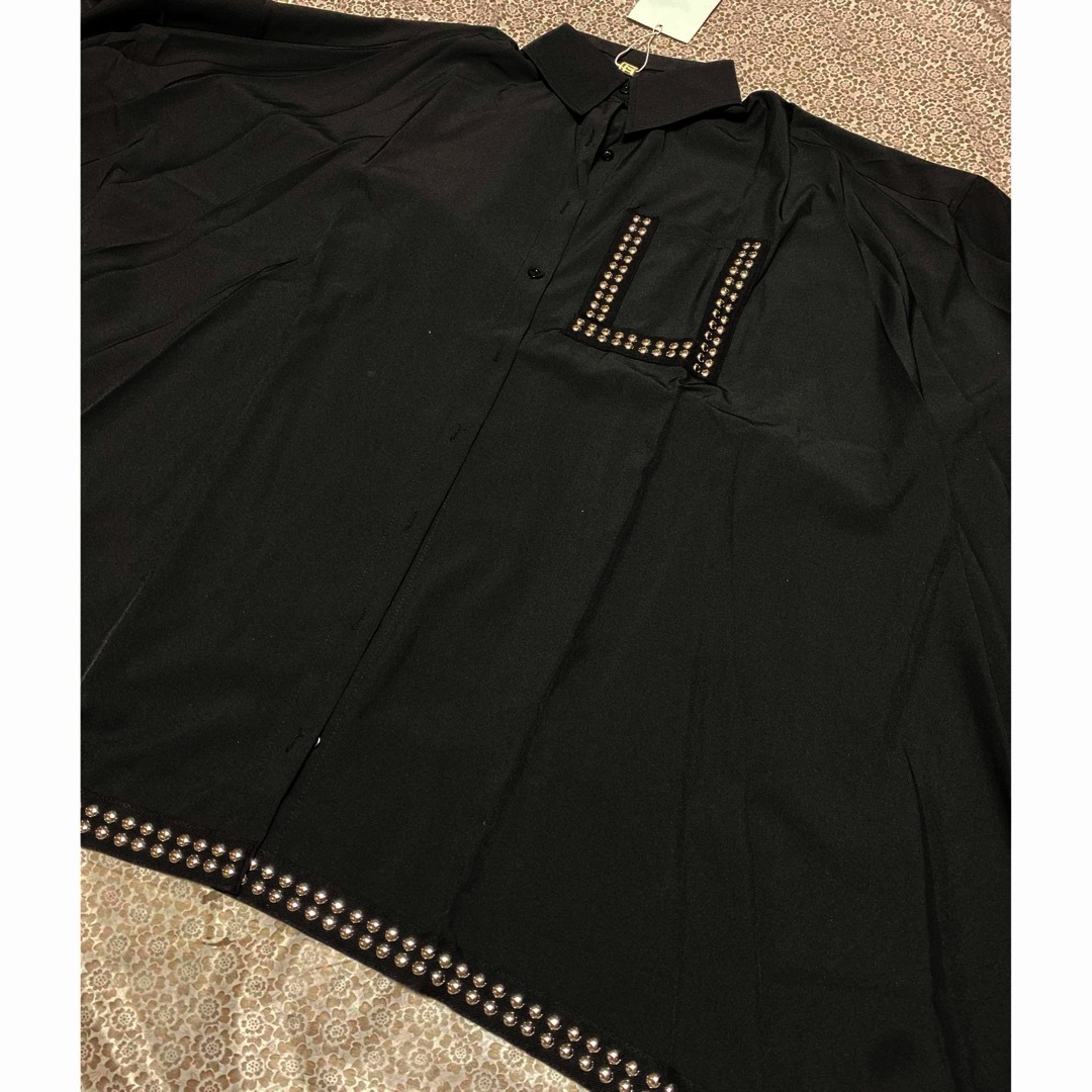 ドルマン   ワイド　前開き　シャツ　　ブラウス　スタッズ付き　大きいサイズ レディースのトップス(シャツ/ブラウス(長袖/七分))の商品写真