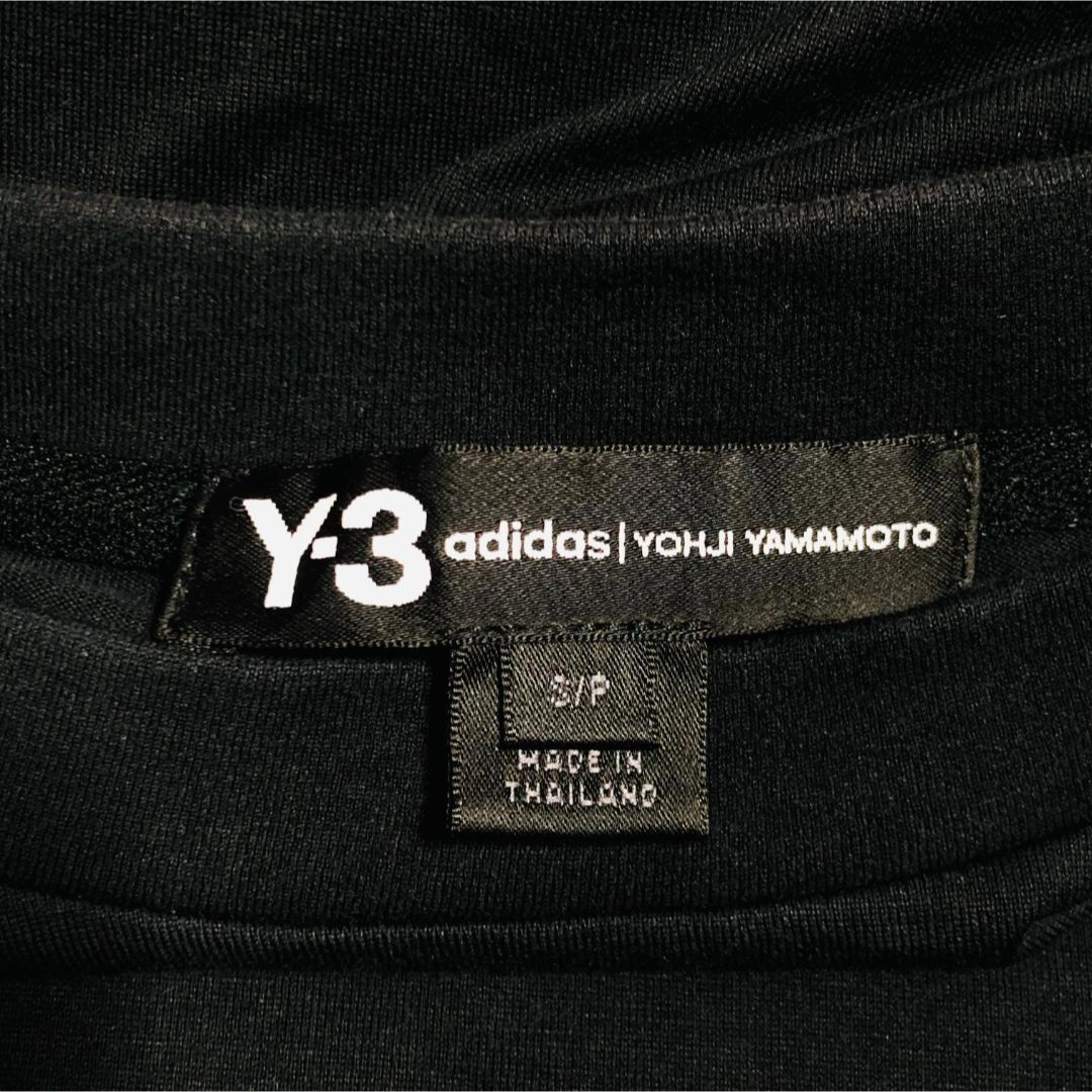 Y-3(ワイスリー)の【定番カラー】Y-3 ワイスリー ワンポイントロゴ 即完売モデル 定番カラー 黒 メンズのトップス(Tシャツ/カットソー(半袖/袖なし))の商品写真