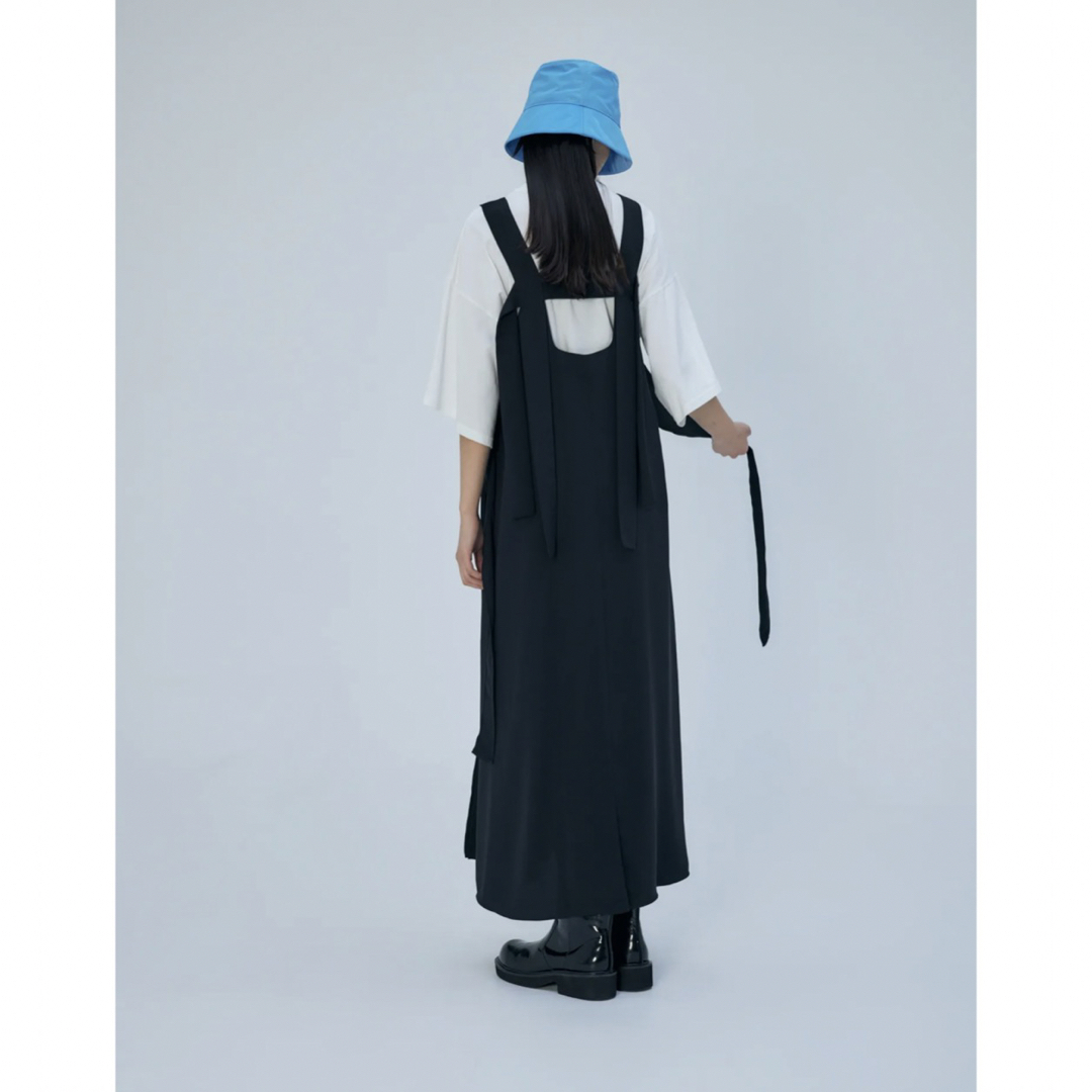 ENFOLD(エンフォルド)の今季完売　新品　エンフォルド　FLARE SLIT JUMPER-SKIRT レディースのワンピース(ロングワンピース/マキシワンピース)の商品写真